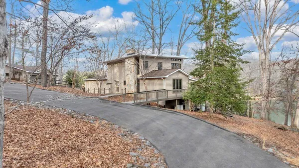 $1,600,000 | 2768 Lake Retreat Road, Huddleston, VA 24104