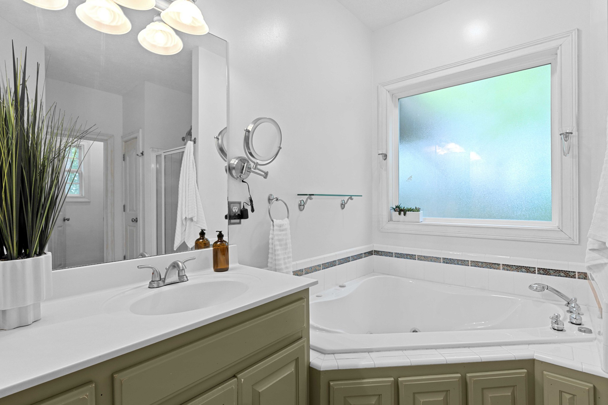 7339 Chowning Road Springfield, TN 37172 - Photo 32 of 57 a bathroom with a sink and a mirror