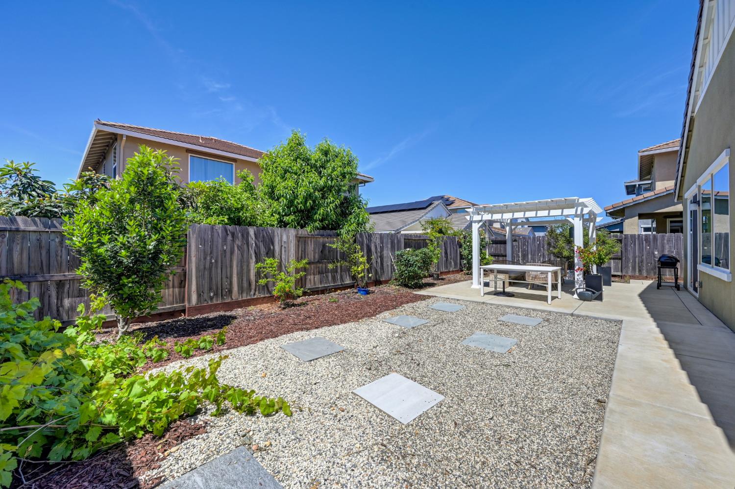 4236 Roanne Way Rancho Cordova, CA 95742 - Photo 25 of 31