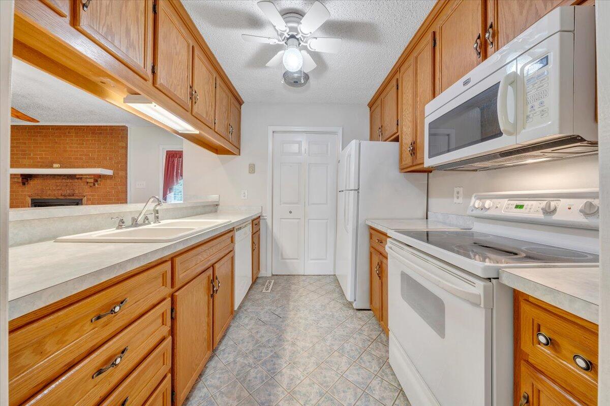 1567 Runnett Bag Road Ferrum, VA 24088 - Photo 15 of 59 13-MIB03353