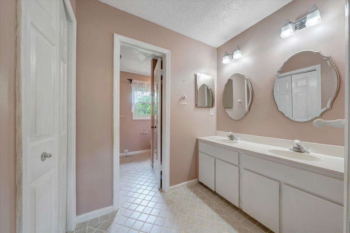 1567 Runnett Bag Road Ferrum, VA 24088 - Photo 17 of 59 18-MIB03368