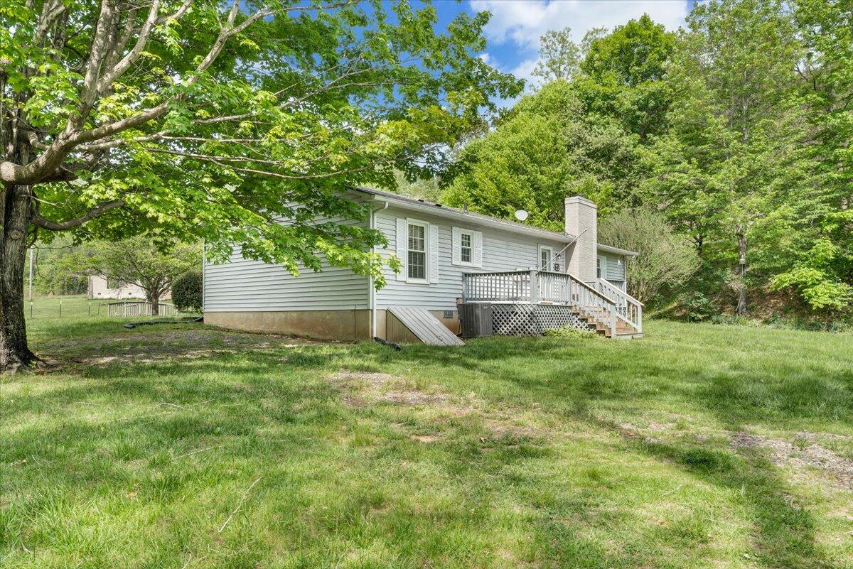 1567 Runnett Bag Road Ferrum, VA 24088 - Photo 29 of 59 30-MIB03422
