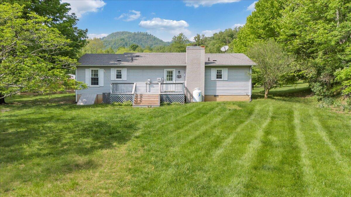 1567 Runnett Bag Road Ferrum, VA 24088 - Photo 41 of 59 47-DJI_20250501155328_0001_D