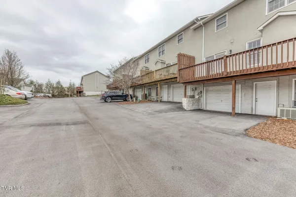 $299,900 | 166 Bentley Parc, Unit 42, Johnson City, TN 37615