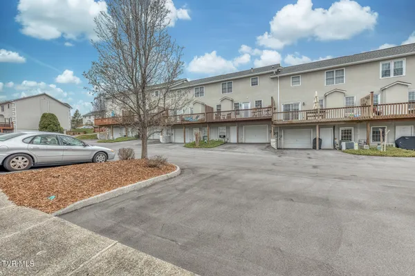 $299,900 | 166 Bentley Parc, Unit 42, Johnson City, TN 37615
