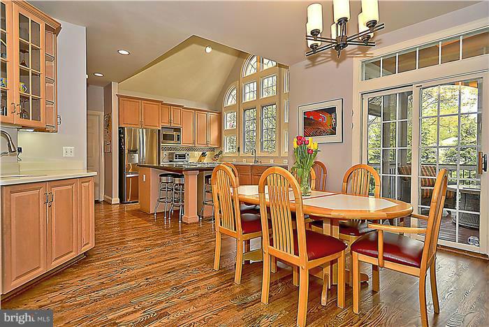 4953 Little Falls Road Arlington, VA 22207 - Photo 3 of 30 Breakfast Room