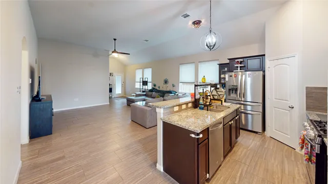 $2,500 | 14735 Garner Falls Trail, Humble, TX 77396