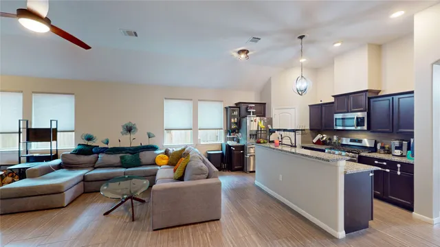 $2,500 | 14735 Garner Falls Trail, Humble, TX 77396