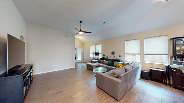 $2,500 | 14735 Garner Falls Trail, Humble, TX 77396