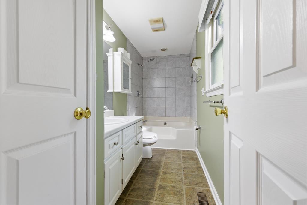 1677 Long Ridge Road Hiawassee, GA 30546 - Photo 26 of 55 Gallery Image 26