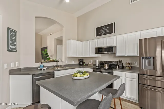 $10,000 | 3064 East Millbrae Lane, Gilbert, AZ 85234