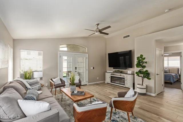 $10,000 | 3064 East Millbrae Lane, Gilbert, AZ 85234