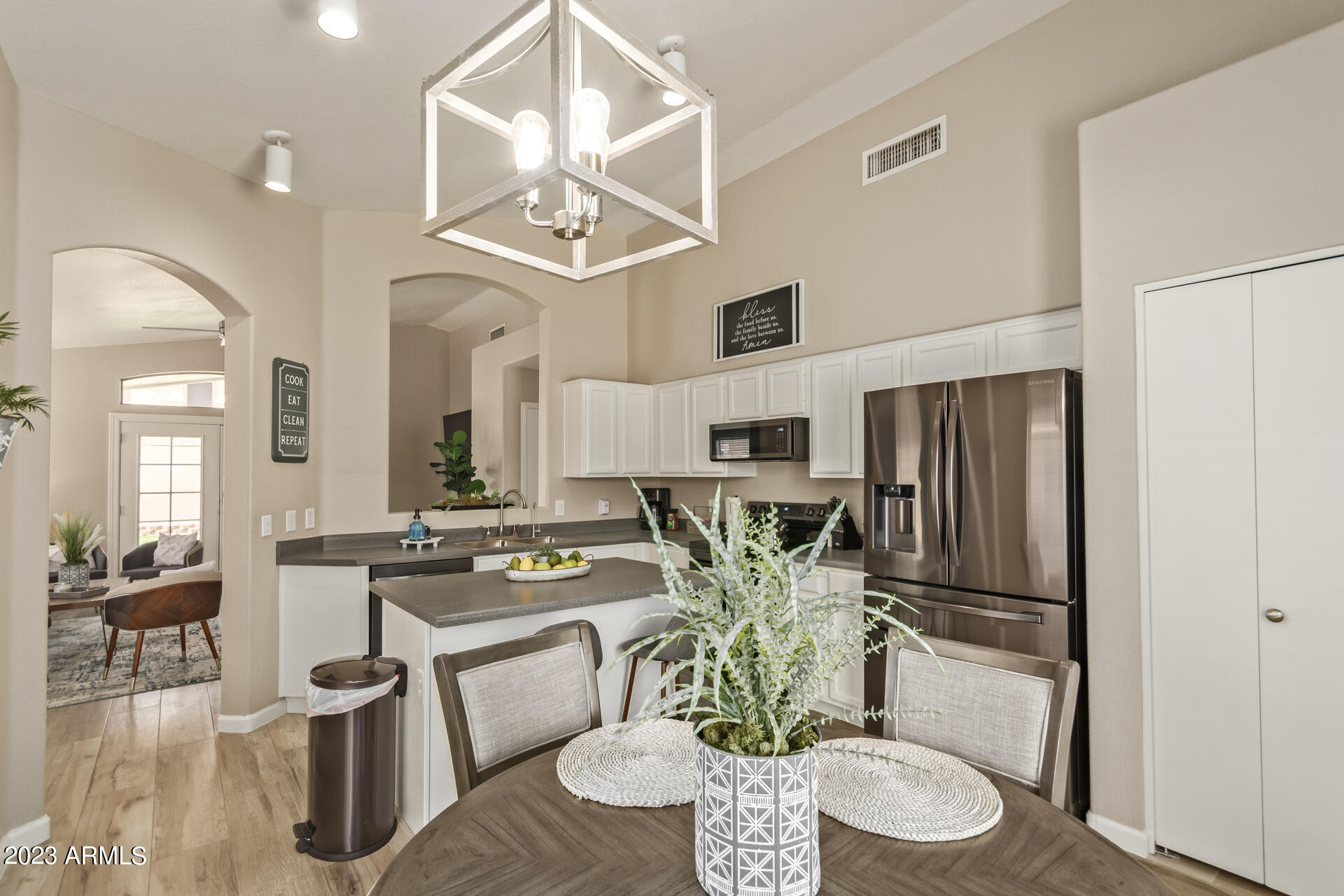 3064 East Millbrae Lane Gilbert, AZ 85234 - Photo 8 of 79 0009-09 - Millbrae