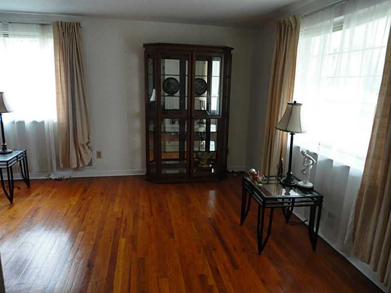 443 Manor Road Delmont, PA 15626 - Photo 5 of 25 Living Room.