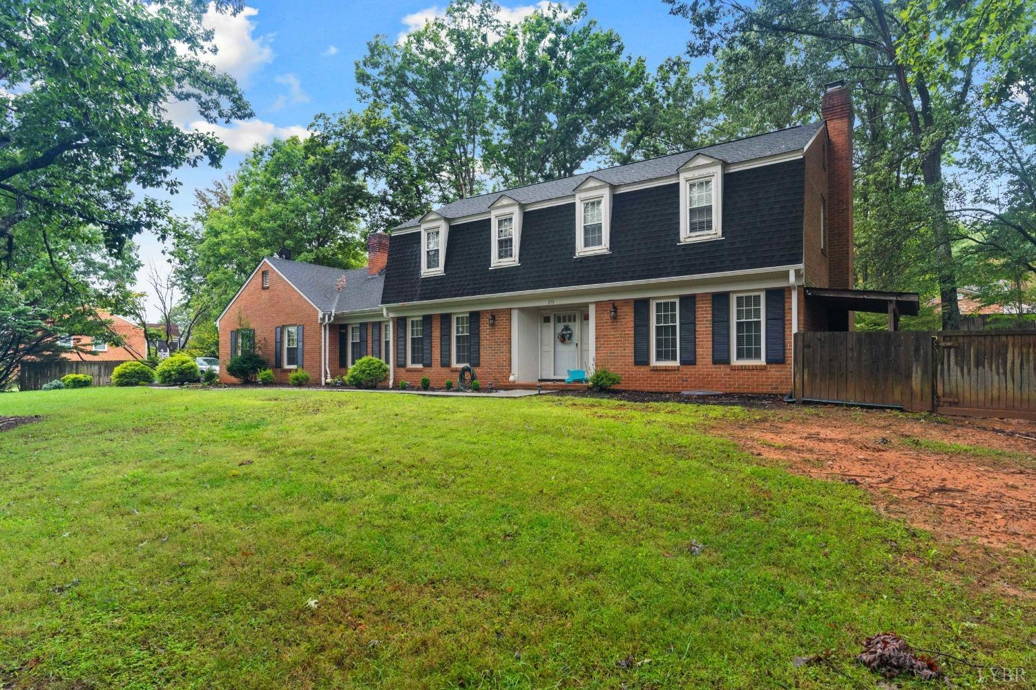 858 Farfields Drive Lynchburg, VA 24502 - Photo 46 of 61 a front view of house with yard and green space
