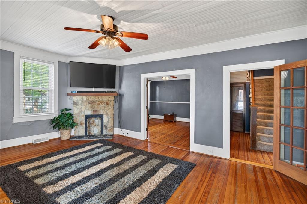1305 East Meadow Road Eden, NC 27288 - Photo 5 of 29