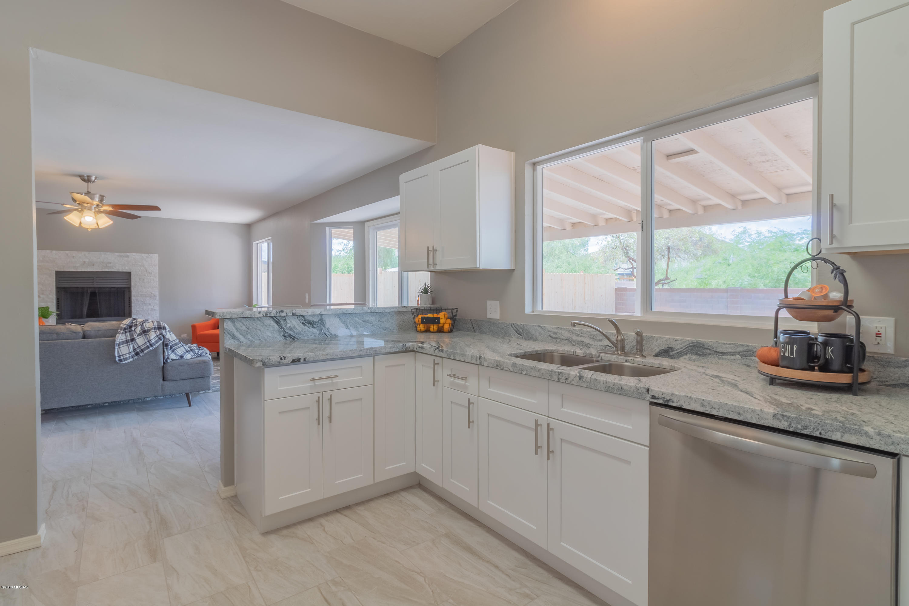 5861 North Moonbrook Road Tucson, AZ 85741 - Photo 11 of 30 Gallery Image 11