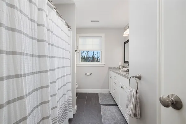 $1,150,000 | 147 Brigade Drive, North Kingstown, RI 02874