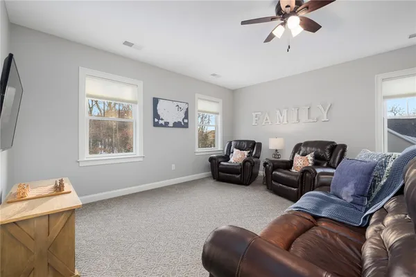 $1,150,000 | 147 Brigade Drive, North Kingstown, RI 02874