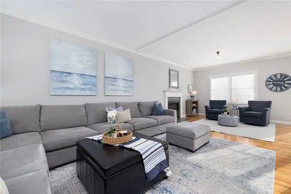 $1,150,000 | 147 Brigade Drive, North Kingstown, RI 02874