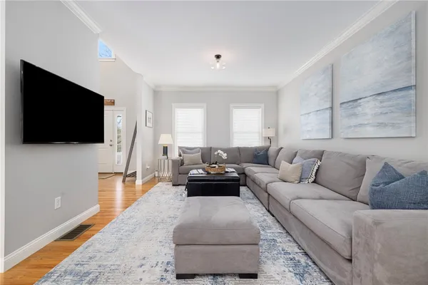 $1,150,000 | 147 Brigade Drive, North Kingstown, RI 02874