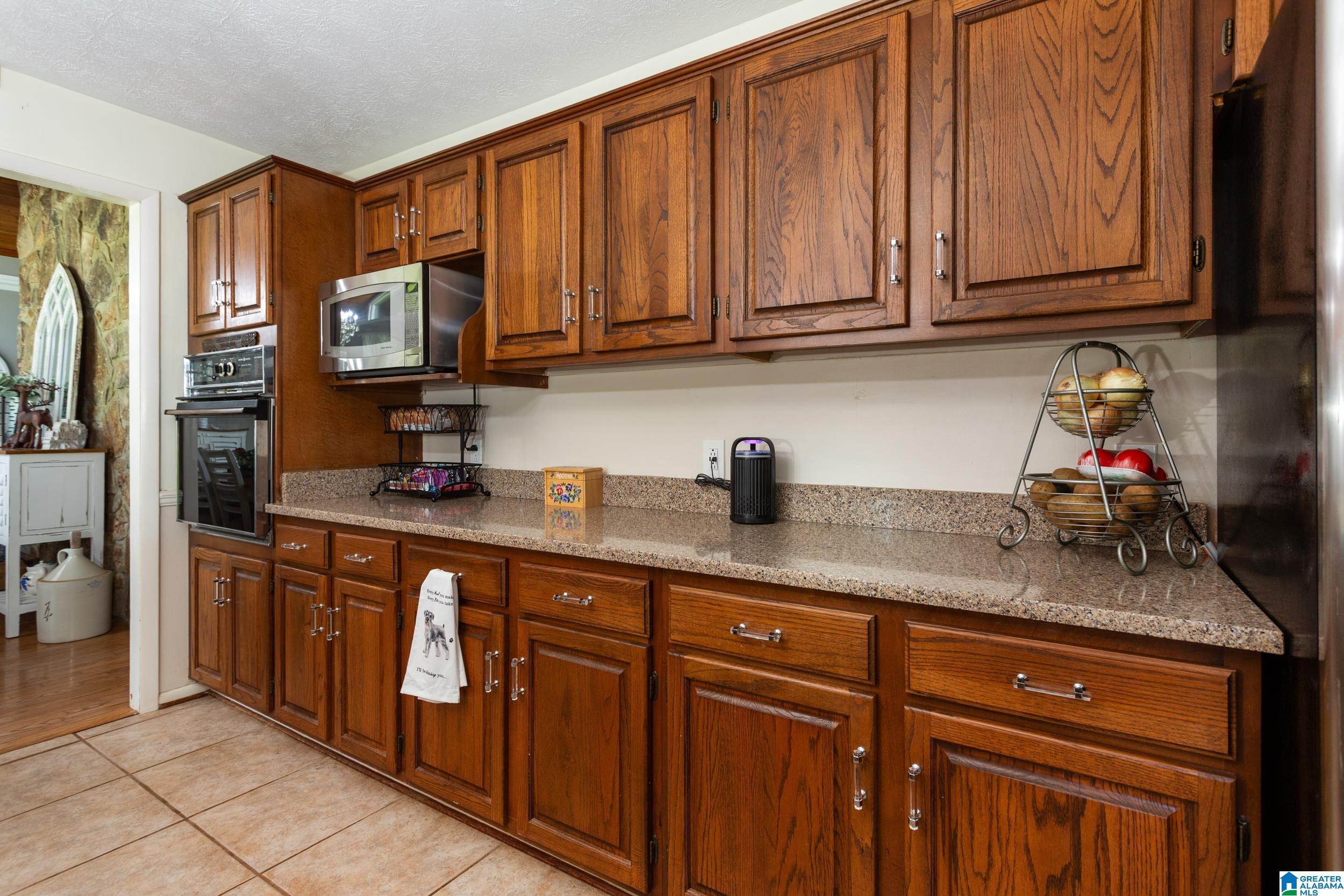 141 Lindsay Road Lincoln, AL 35096 - Photo 14 of 69