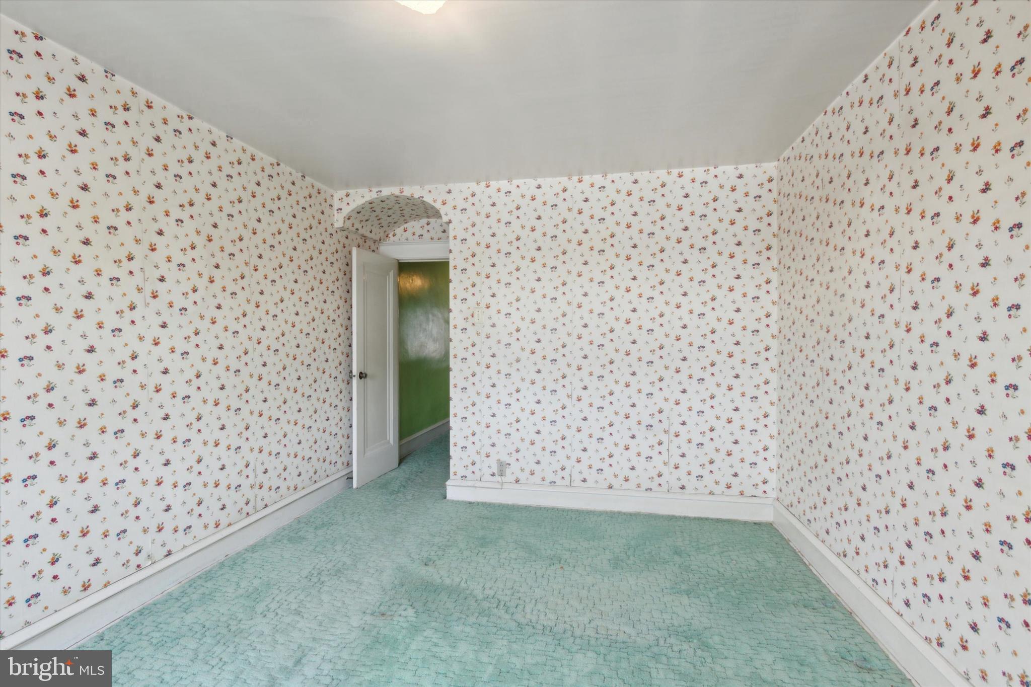 289 Copley Road Upper Darby, PA 19082 - Photo 13 of 15