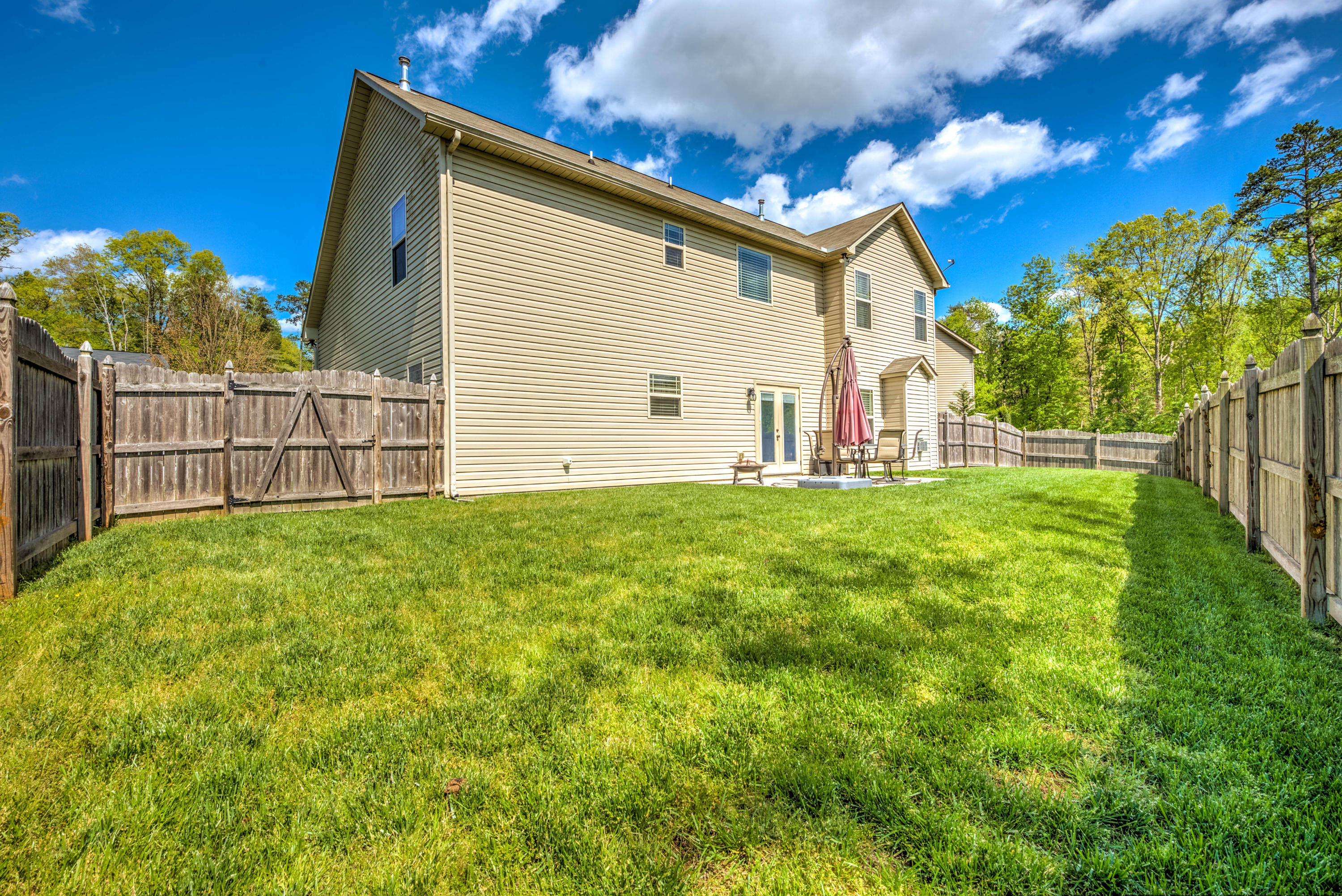 1644 Dempsey Road Knoxville, TN 37932 - Photo 31 of 32 Large Fenced Yard