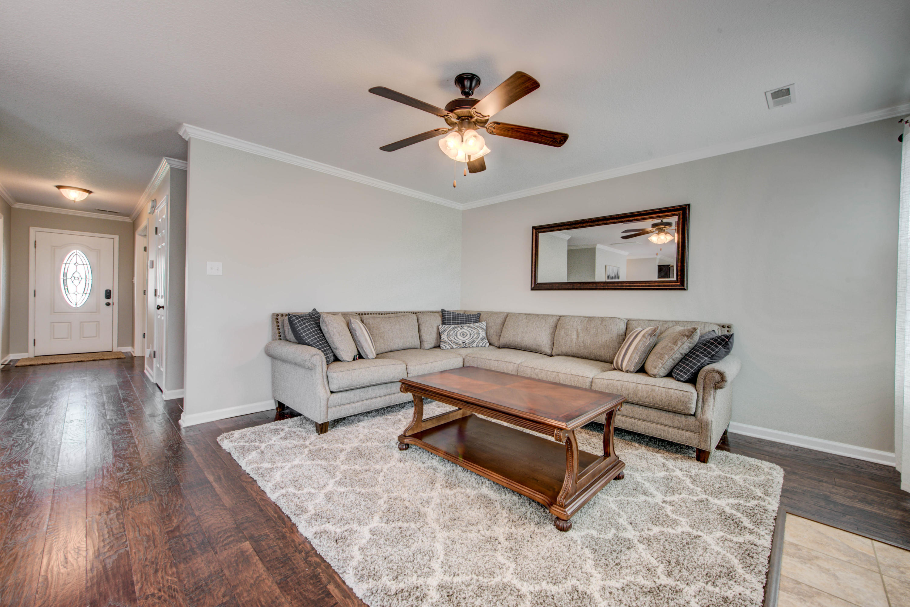 1644 Dempsey Road Knoxville, TN 37932 - Photo 9 of 32 Family Room