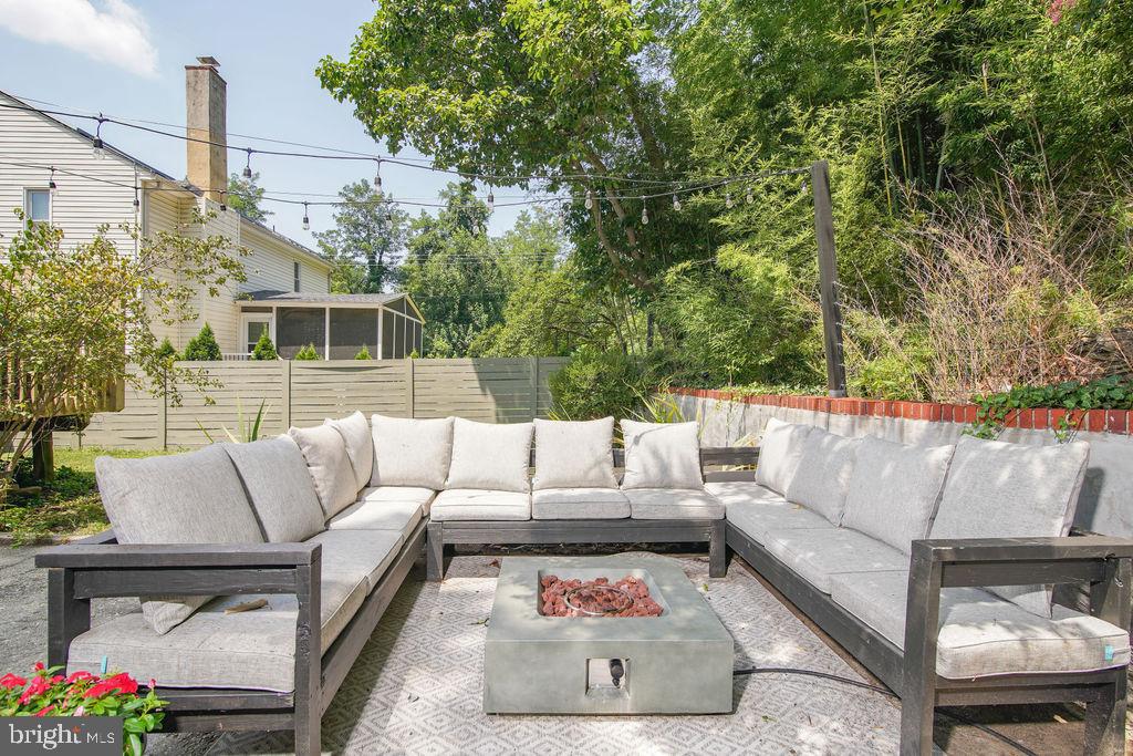 5602 Hawthorne Street Capitol Heights, MD 20743 - Photo 58 of 68 Patio Furniture Conveys