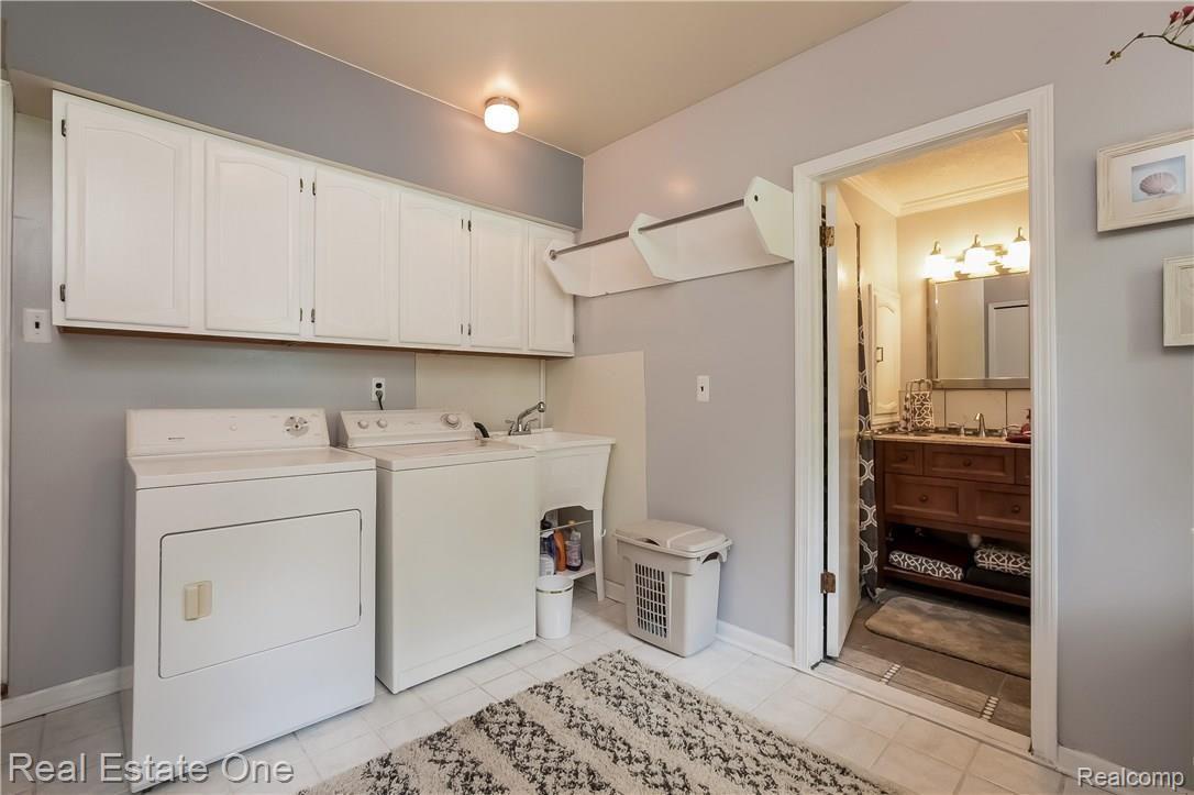 1311 Seville Road Rochester, MI 48309 - Photo 7 of 39 024-Laundry_Room-2825764-large.jpg