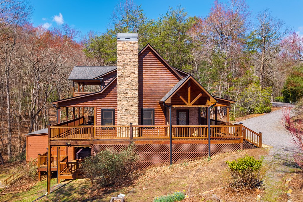 166 Dallas Lane Blue Ridge, GA 30513 - Photo 2 of 27