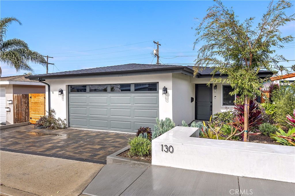 130 West Mariposa San Clemente, CA 92672 - Photo 2 of 43 front view of a house