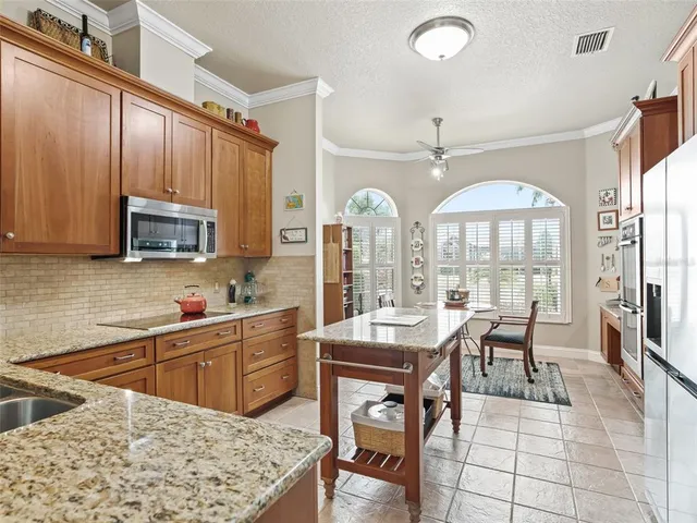 $725,000 | 1833 Madero Drive, The Villages, FL 32159