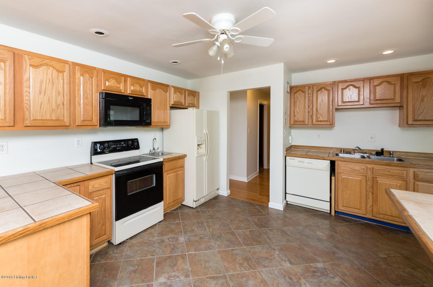 1401 Knight Road Louisville, KY 40214 - Photo 9 of 29 Kitchen