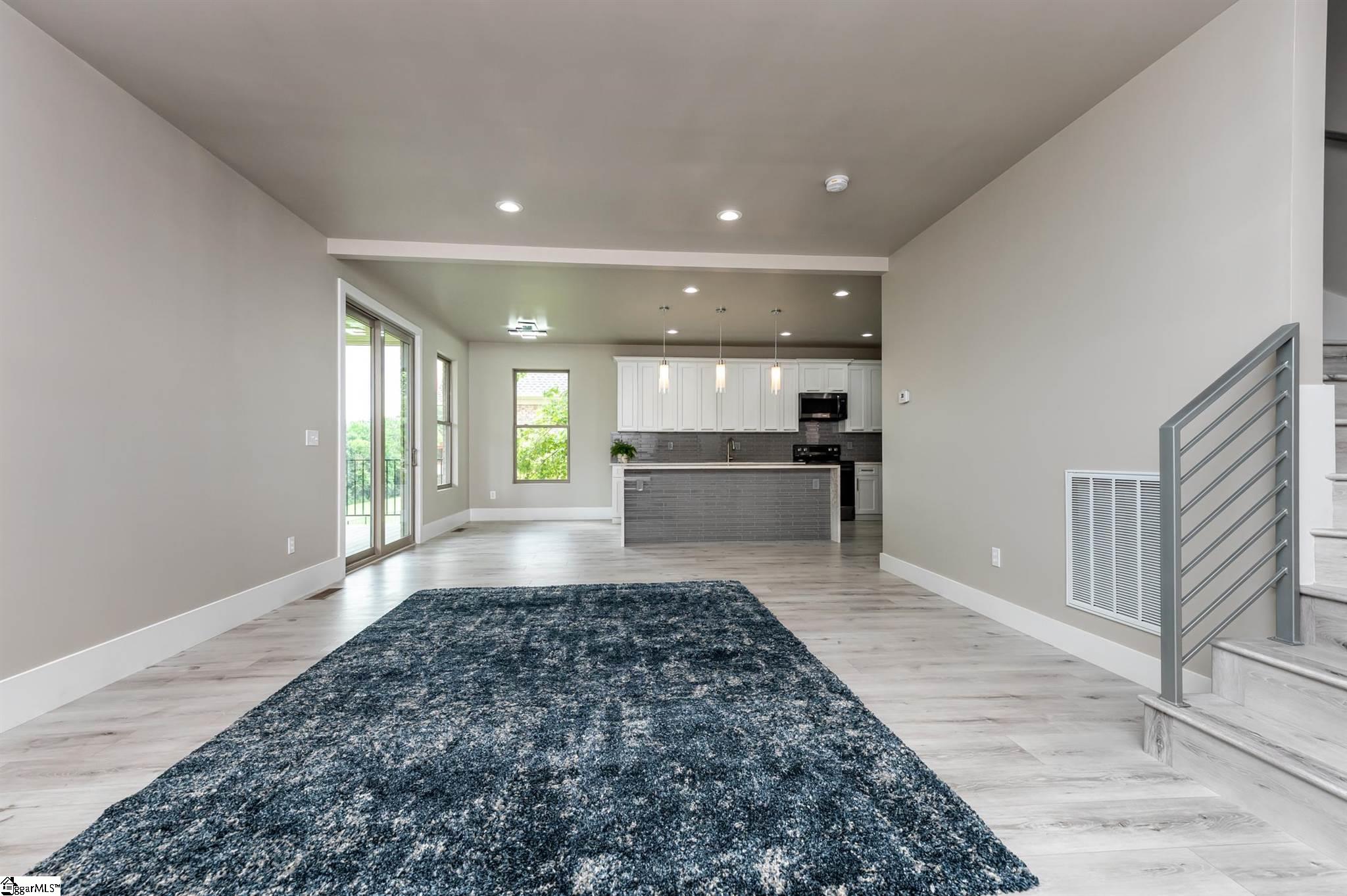 137 Turnberry Road Anderson, SC 29621 - Photo 4 of 34