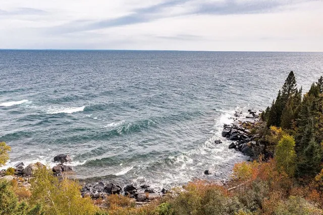 $950,000 | 4346 Highway 61, Two Harbors, MN 55616