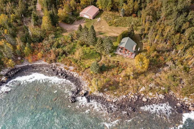 $950,000 | 4346 Highway 61, Two Harbors, MN 55616