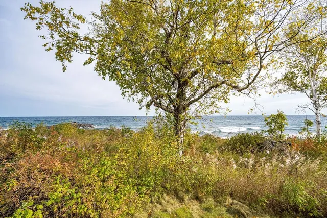 $950,000 | 4346 Highway 61, Two Harbors, MN 55616