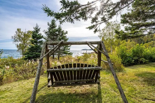 $950,000 | 4346 Highway 61, Two Harbors, MN 55616