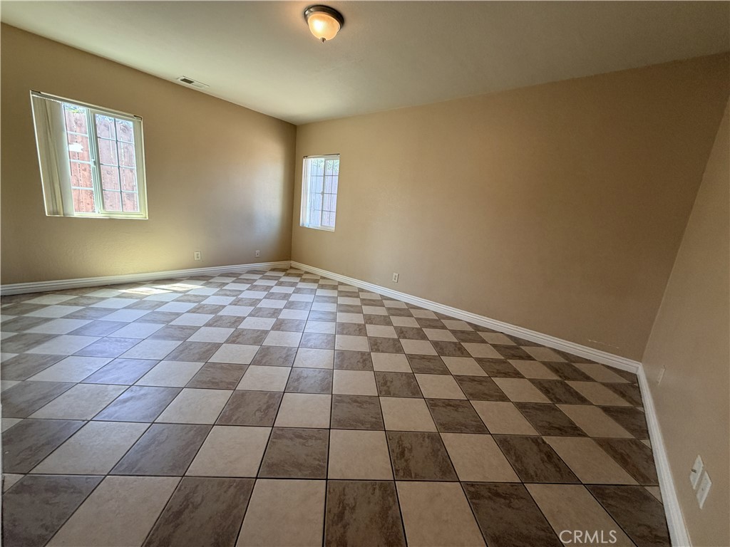2820 Madison Street Riverside, CA 92504 - Photo 14 of 20