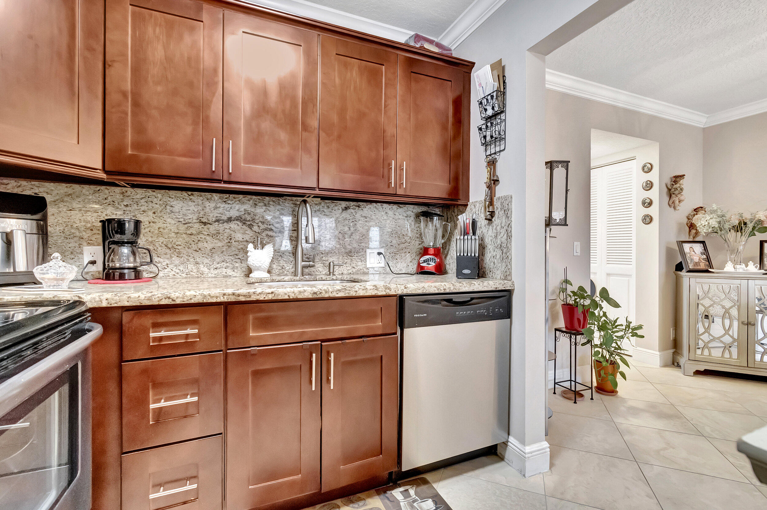 188 Suffolk F Boca Raton, FL 33434 - Photo 20 of 43 20_dsc_6018