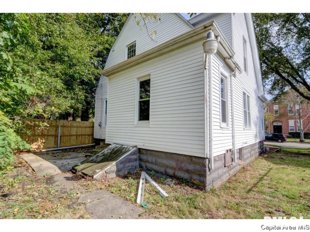 709 South 12th Street Springfield, IL 62703 - Photo 24 of 25