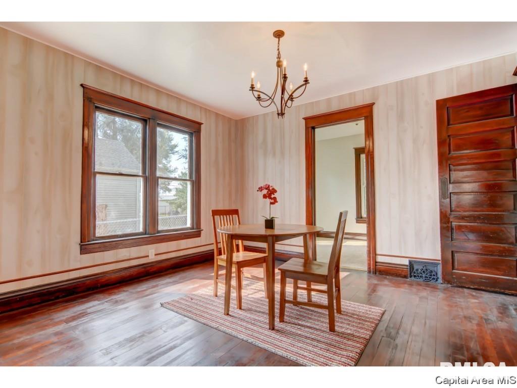 709 South 12th Street Springfield, IL 62703 - Photo 8 of 25
