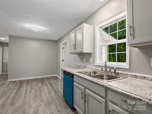 $319,000 | 19 Cedar Street, Canton, NC 28716