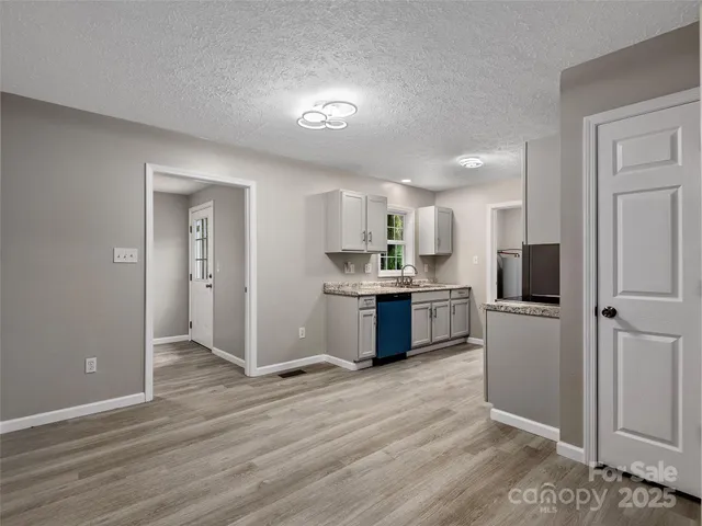 $319,000 | 19 Cedar Street, Canton, NC 28716