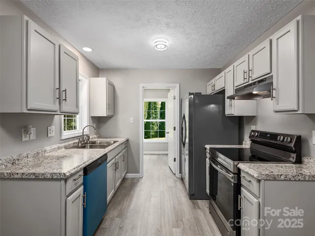 $319,000 | 19 Cedar Street, Canton, NC 28716