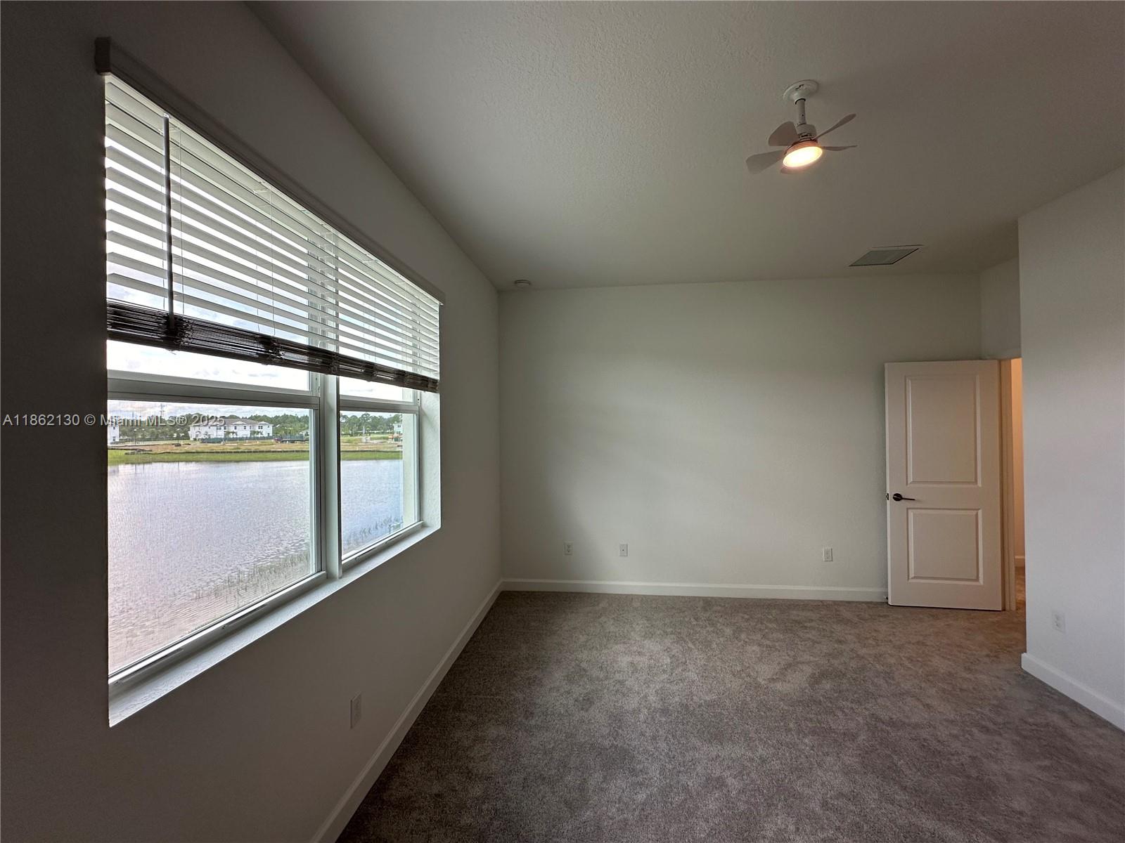 402 Southeast Crossoak Lane, Unit 402 Port St. Lucie, FL 34984 - Photo 35 of 87