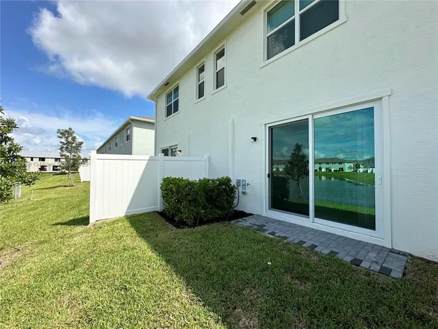 $2,350 | 402 Southeast Crossoak Lane, Unit 402, Port St. Lucie, FL 34984