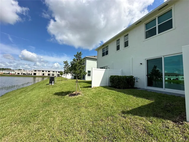 $2,350 | 402 Southeast Crossoak Lane, Unit 402, Port St. Lucie, FL 34984